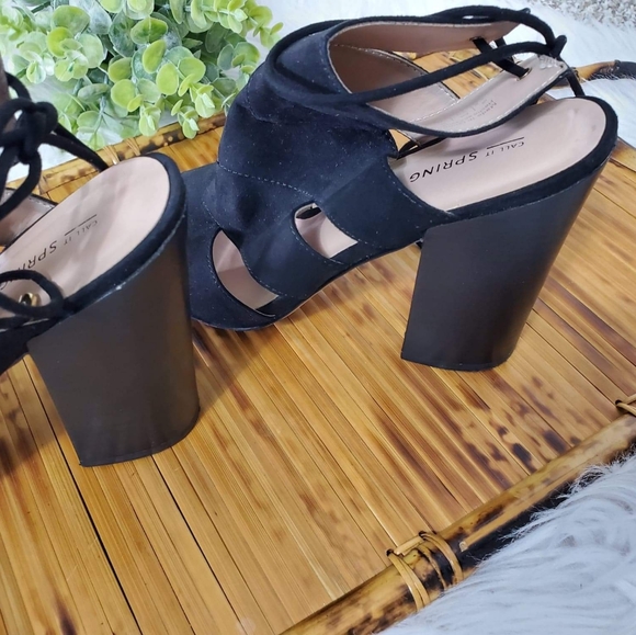 Call it Spring - Picture 6 of 9